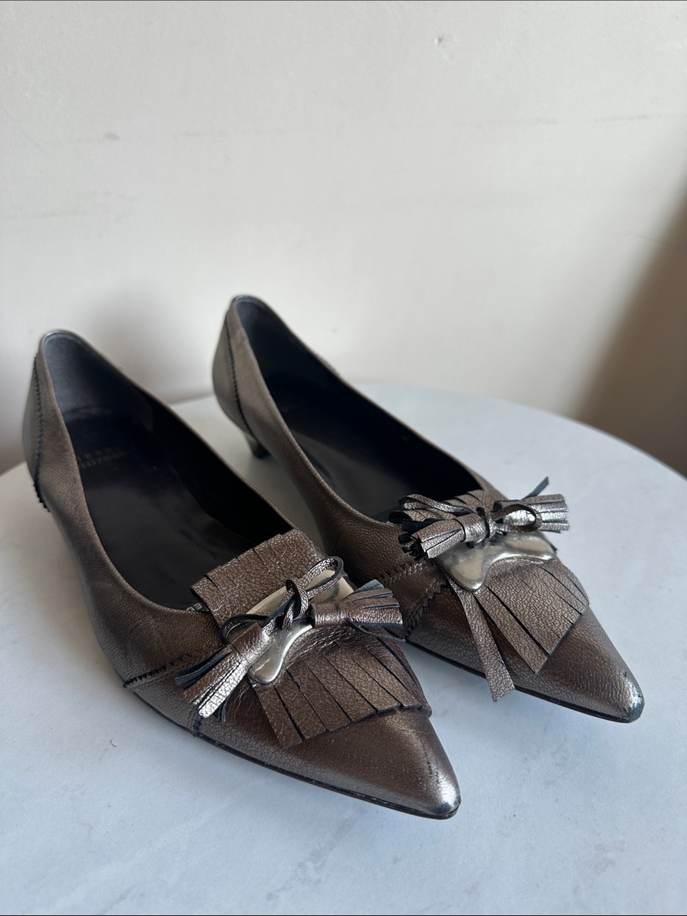 Stuart Weitzman Metallic Silver Pointed Toe Low Heel Tassel Fringe Detail 7.5